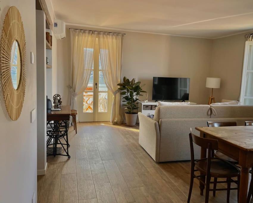 Il Noce Lake View Apartment ليتْسّينو المظهر الخارجي الصورة